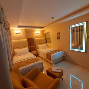 https://jordan-seasons-hotel.hotelsaqaba.com